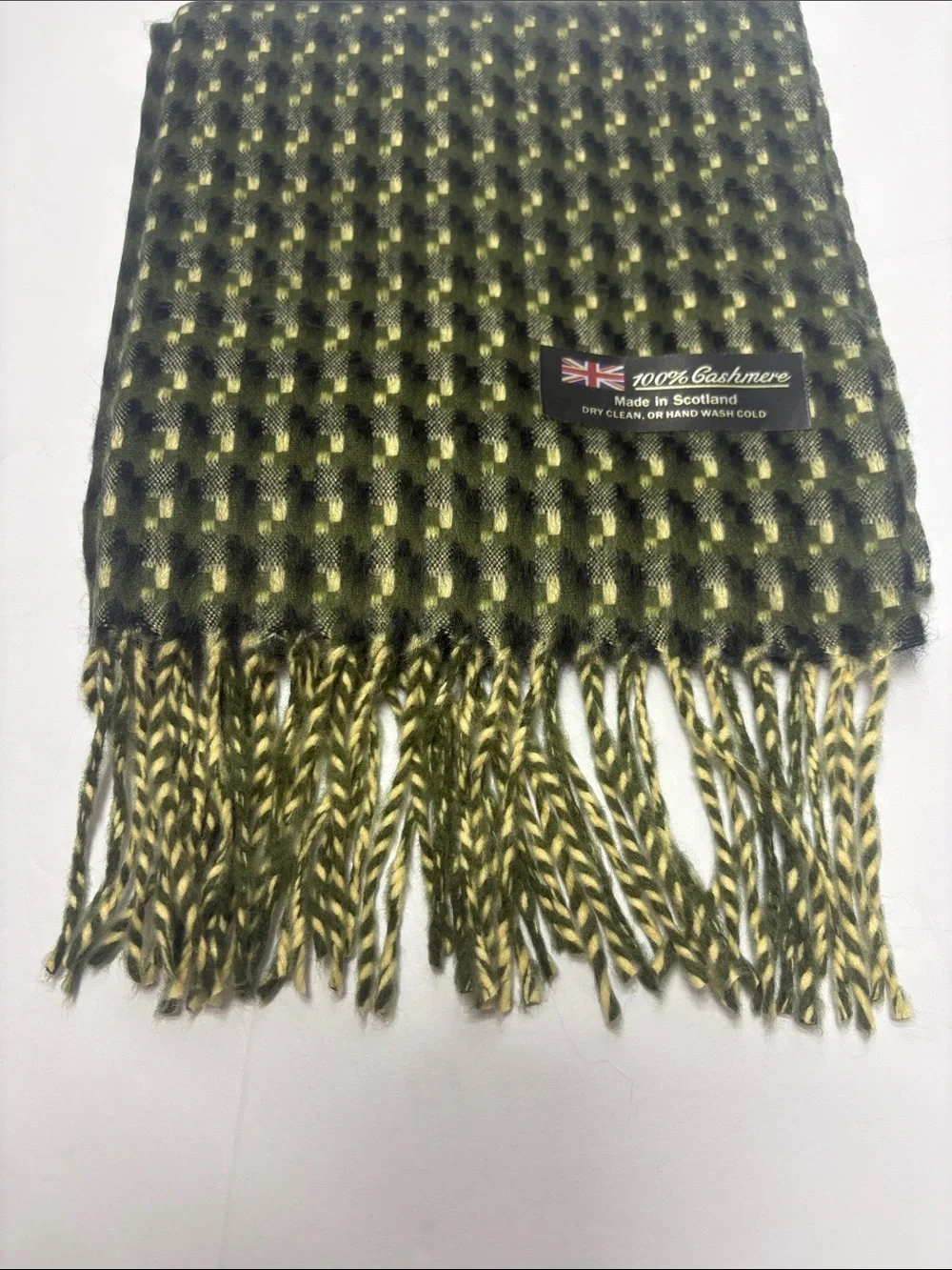 100% Cashmere Green Plaid Fringe Scottish Scarf CV